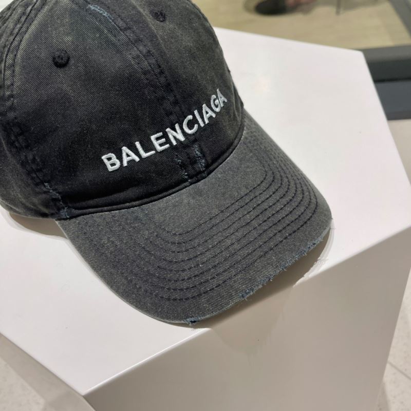 BALENCIAGA